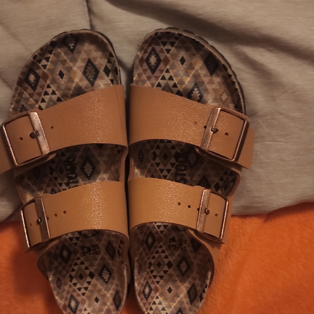 Birkenstock Tan Sandals
